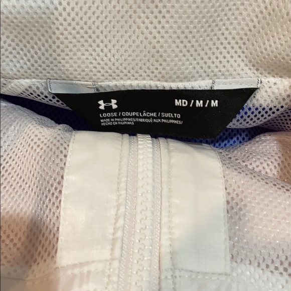 Under Amour Pullover - Picture 3 of 3